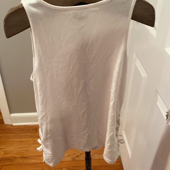 Children’s Place Girl’s White Tank Top - Picture 4 of 5